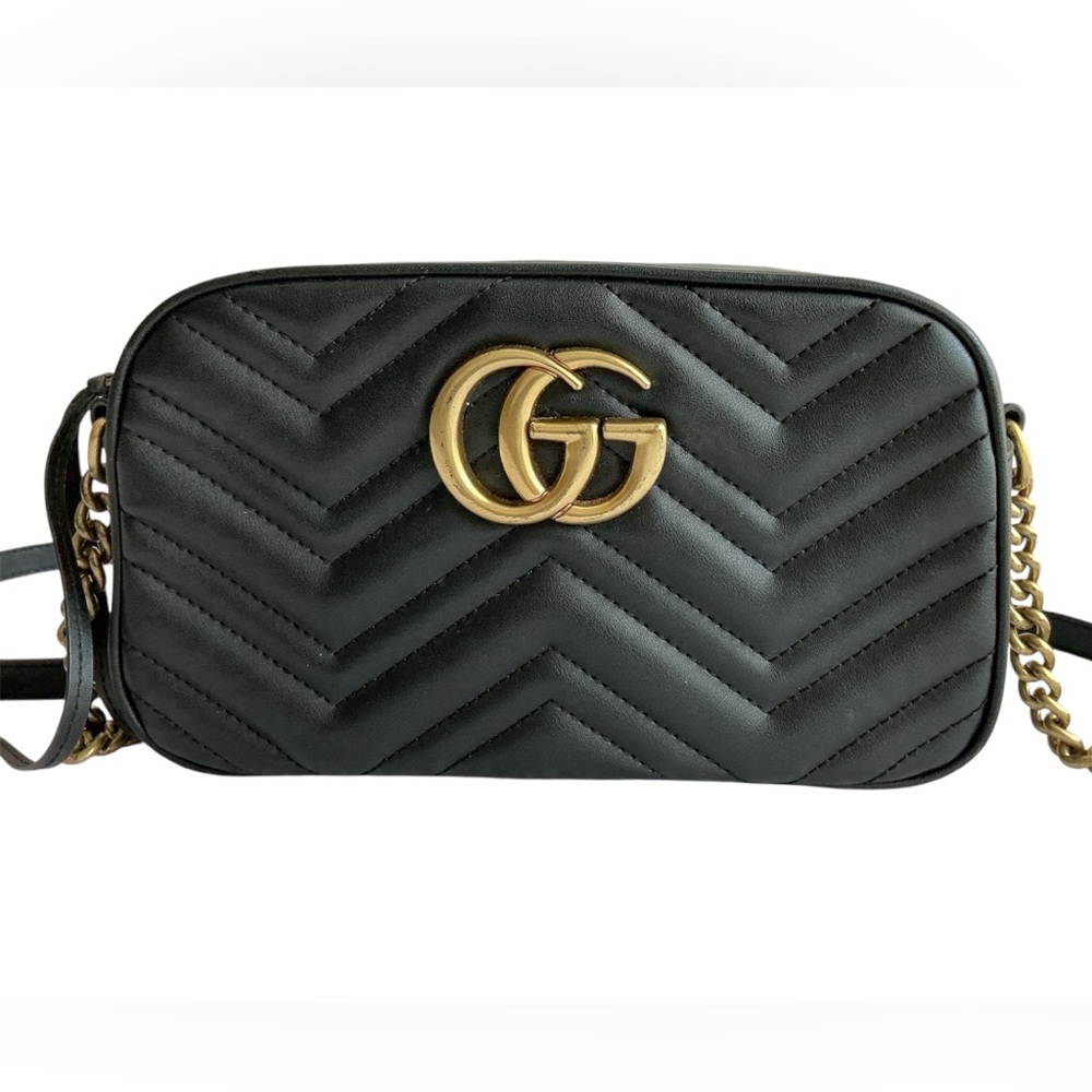 Gucci Black Chevron Crossbody with Gold Accents - Picture 3 of 16